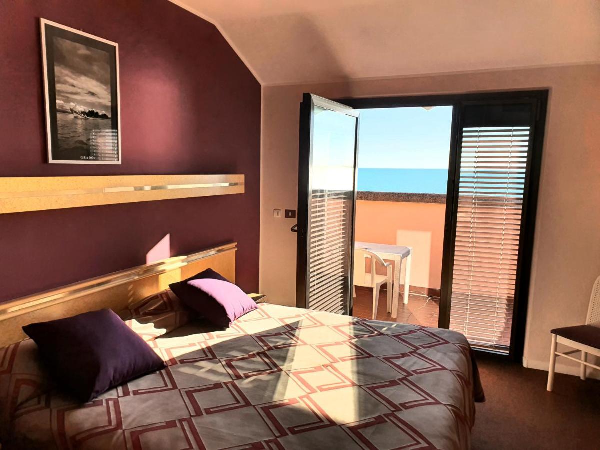 Hotel Antares Grado Extérieur photo