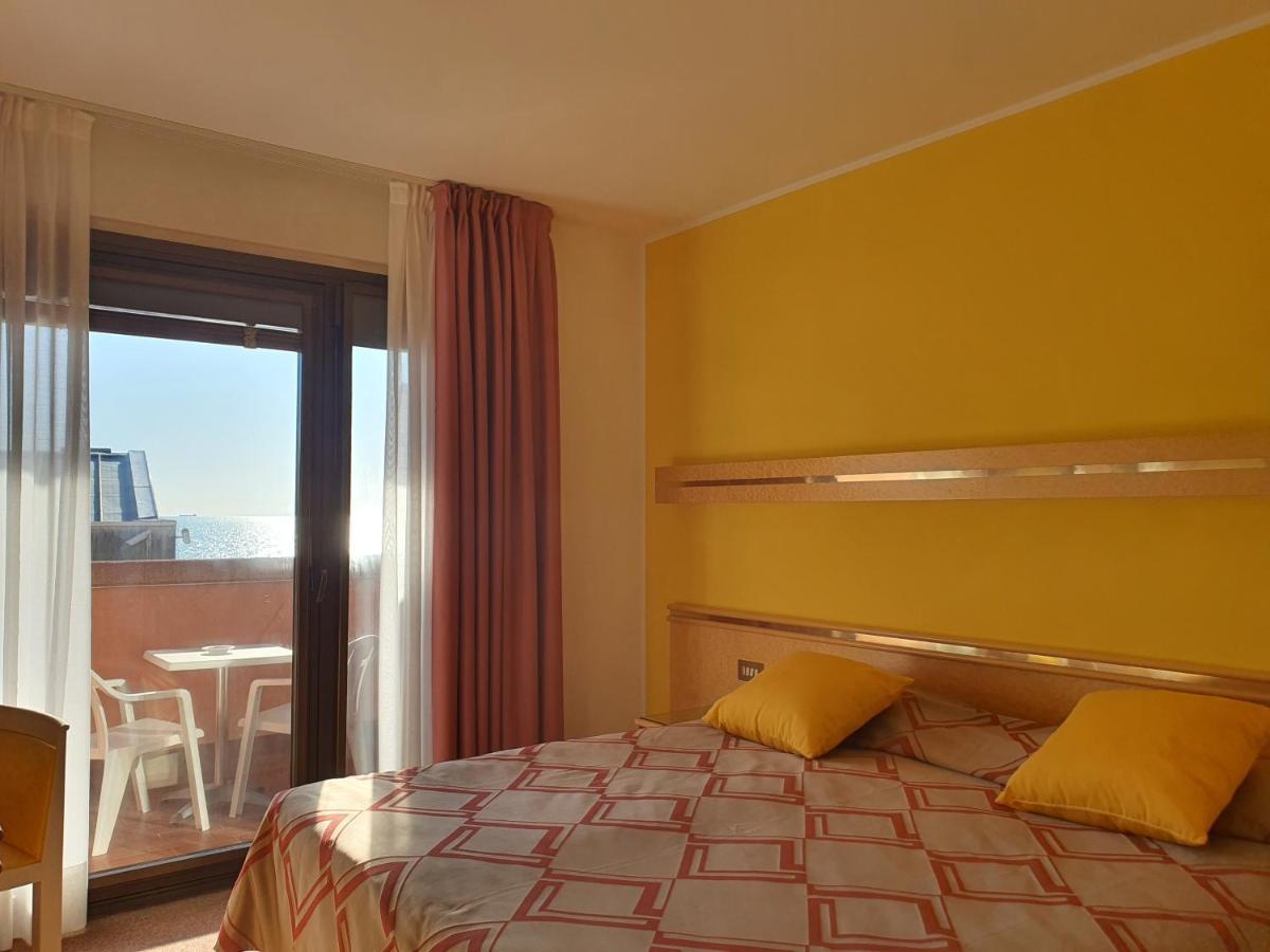 Hotel Antares Grado Extérieur photo